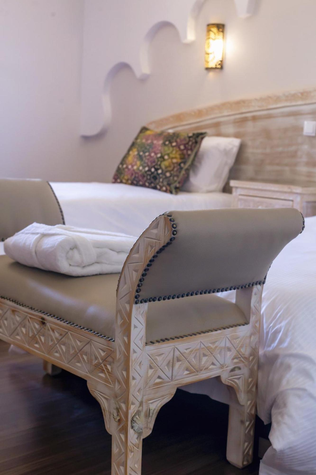 Al Karob Yoga Boutique Hotel Guia  Exterior photo