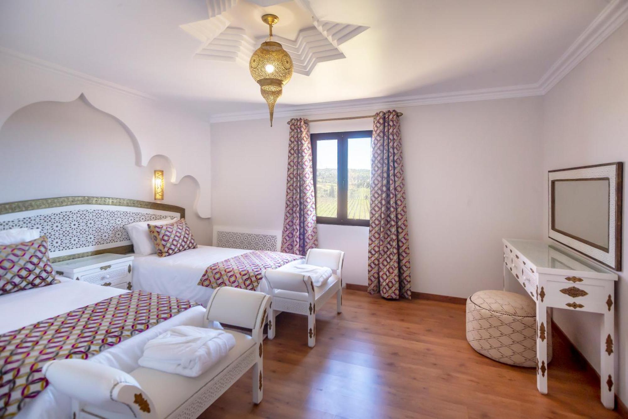 Al Karob Yoga Boutique Hotel Guia  Exterior photo