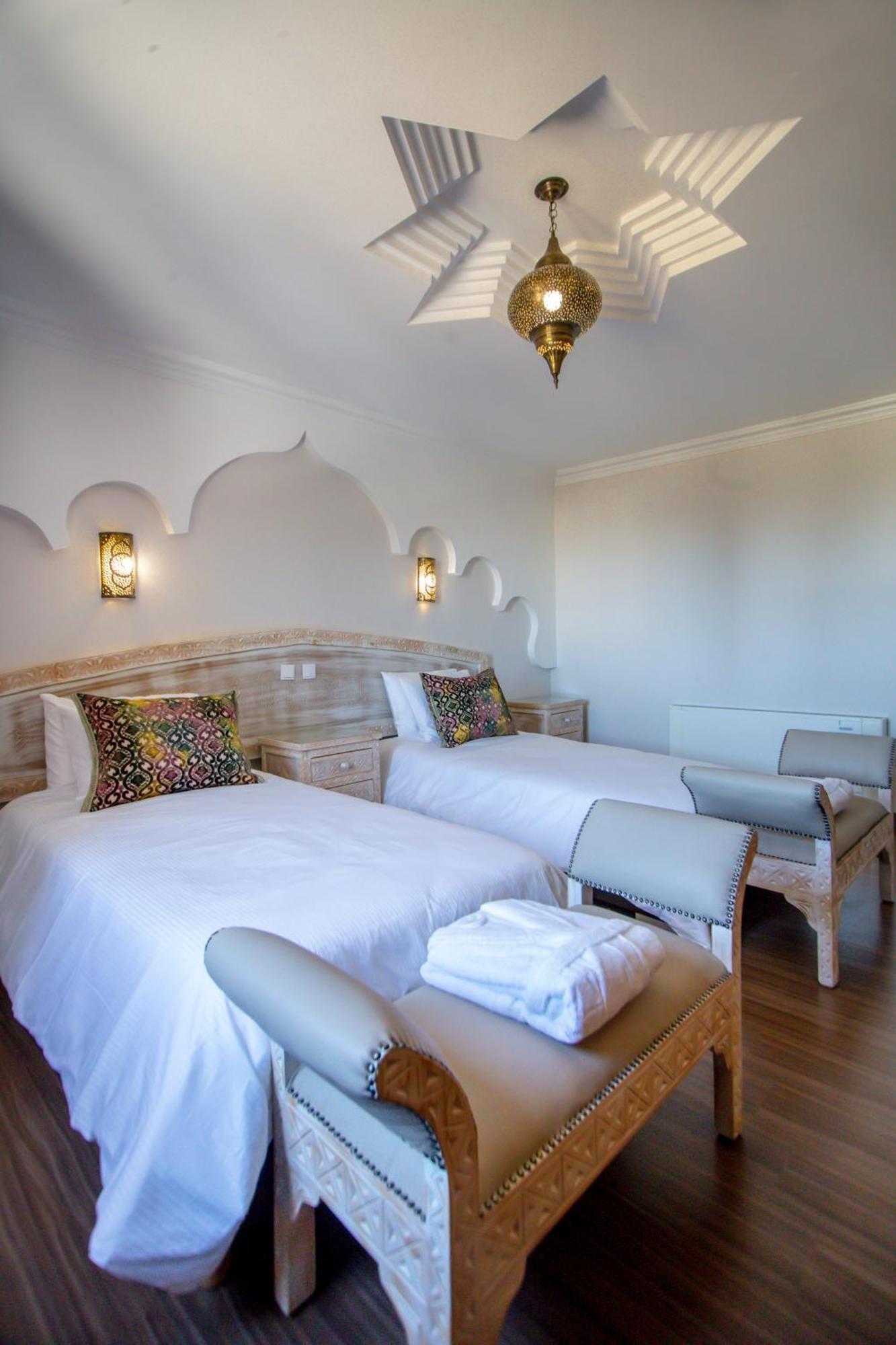 Al Karob Yoga Boutique Hotel Guia  Exterior photo
